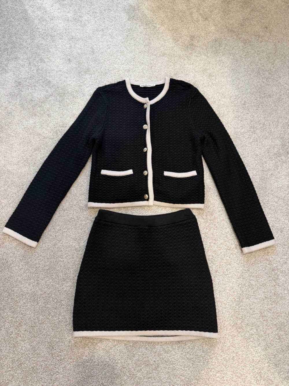 Abercrombie & Fitch Women's Black Cardigan And Skirt With Gold Buttons Sz Small